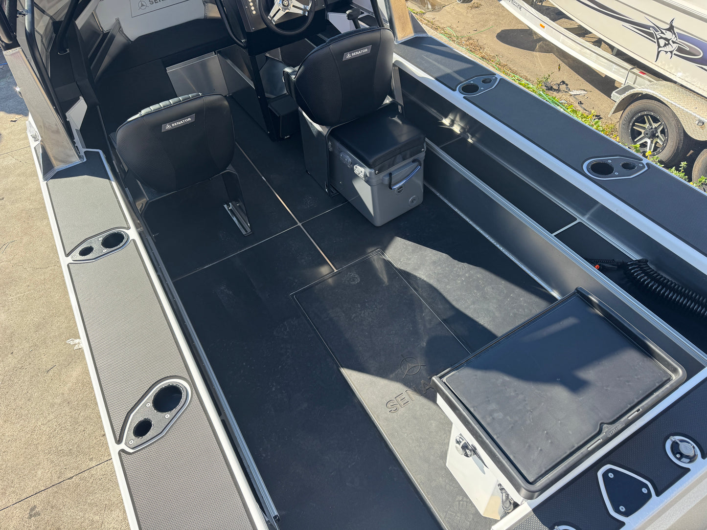 Senator 550 Hard top