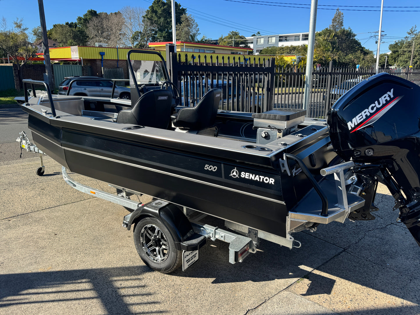 Senator 500 Side console