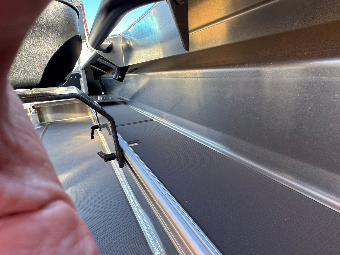 Senator 500 Side console