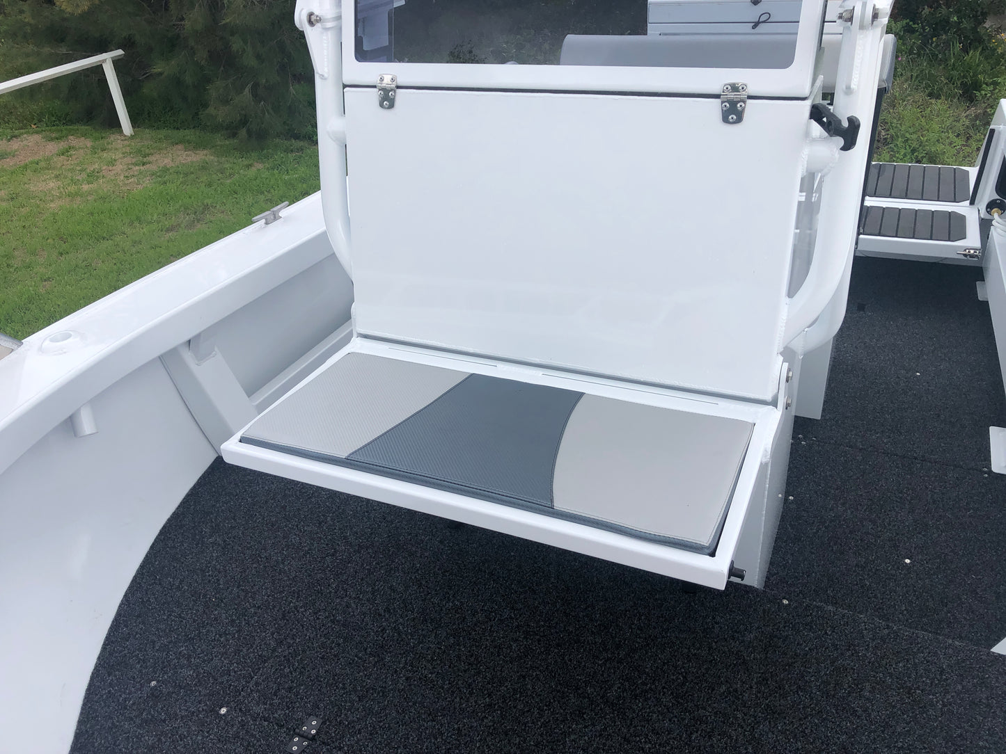 Formosa 525 SRT Centre console