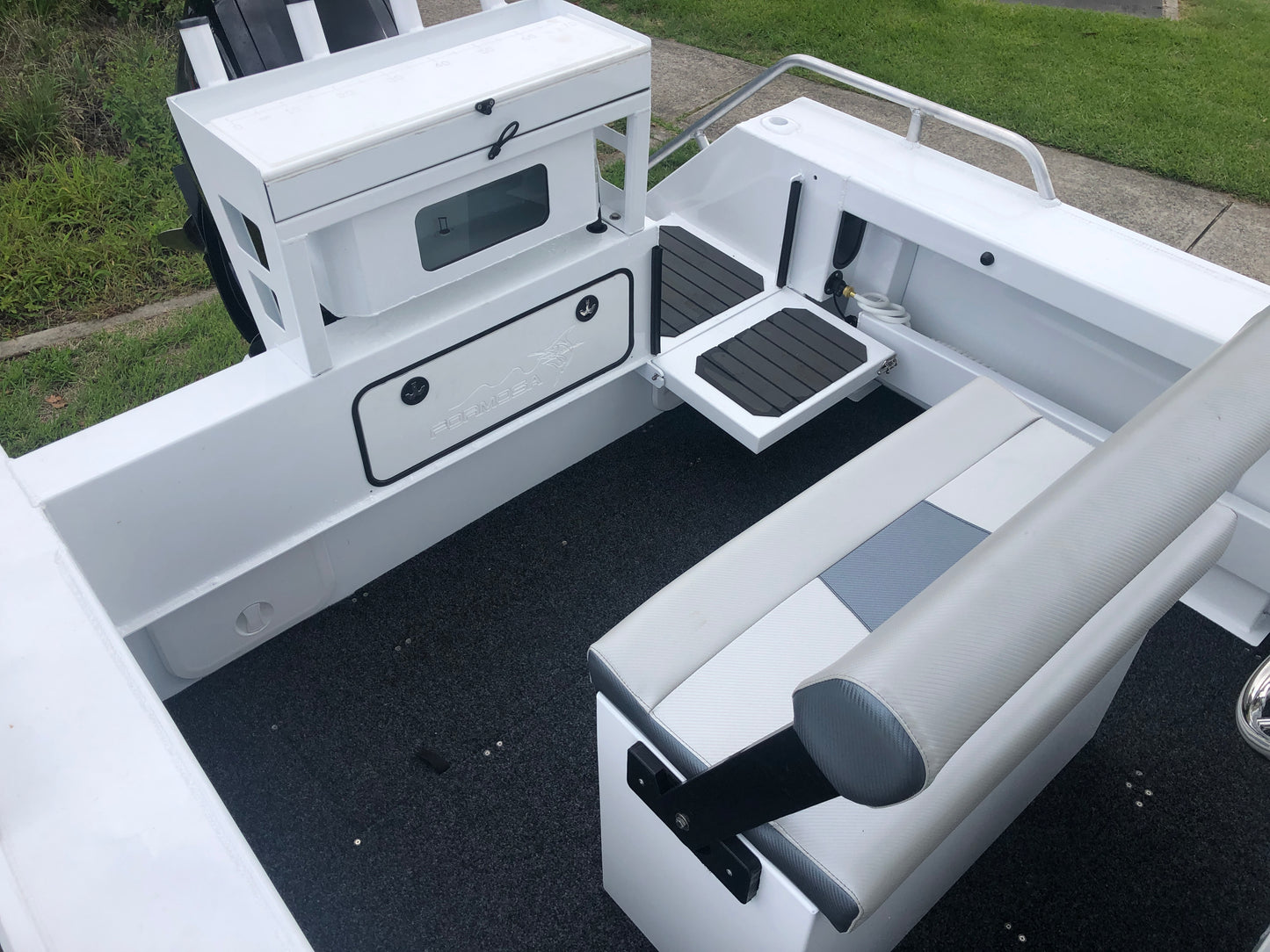Formosa 525 SRT Centre console