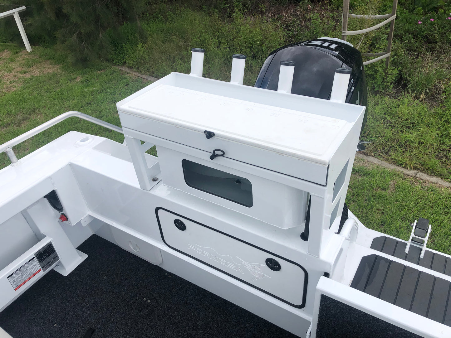 Formosa 525 SRT Centre console