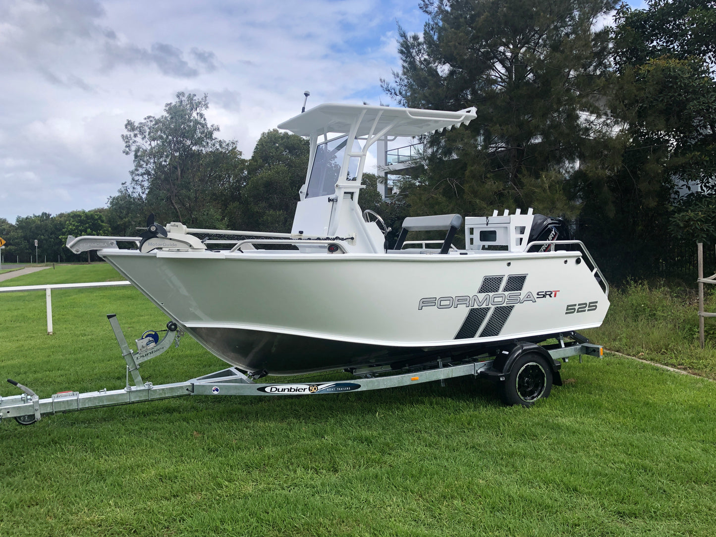 Formosa 525 SRT Centre console
