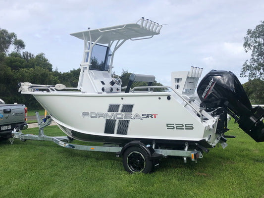 Formosa 525 SRT Centre console