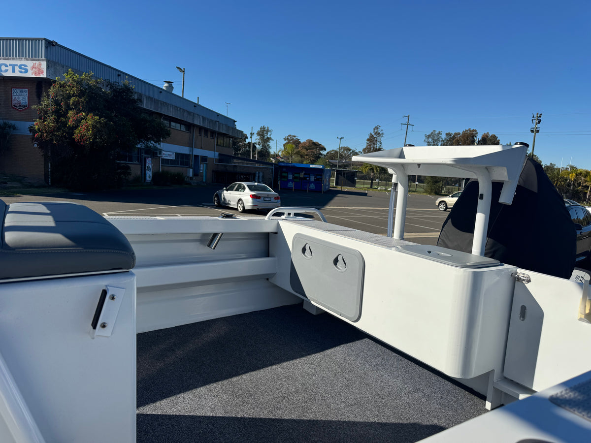 Trailcraft 560 Centre console