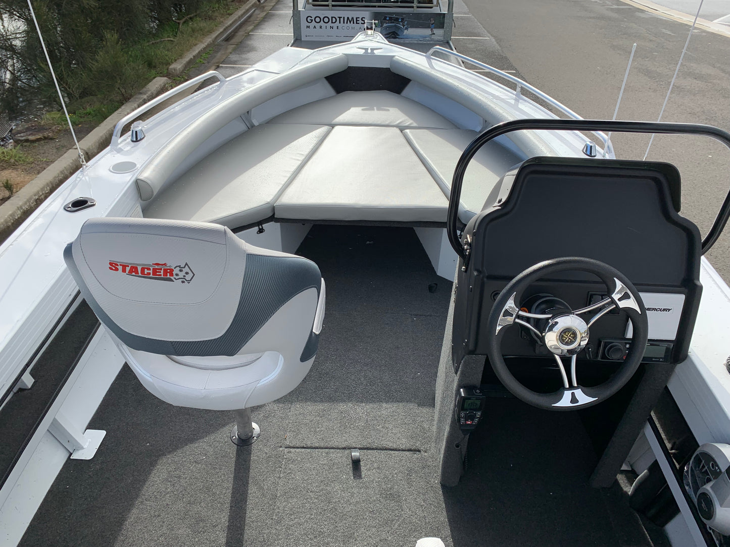 Stacer 499 Crossfire SE
