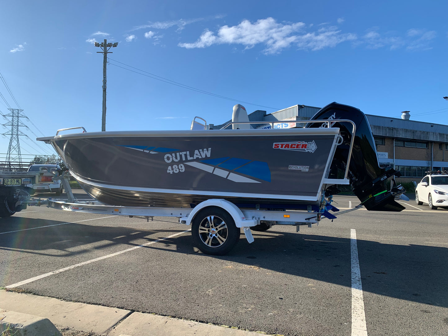 Stacer 489 Outlaw Side console