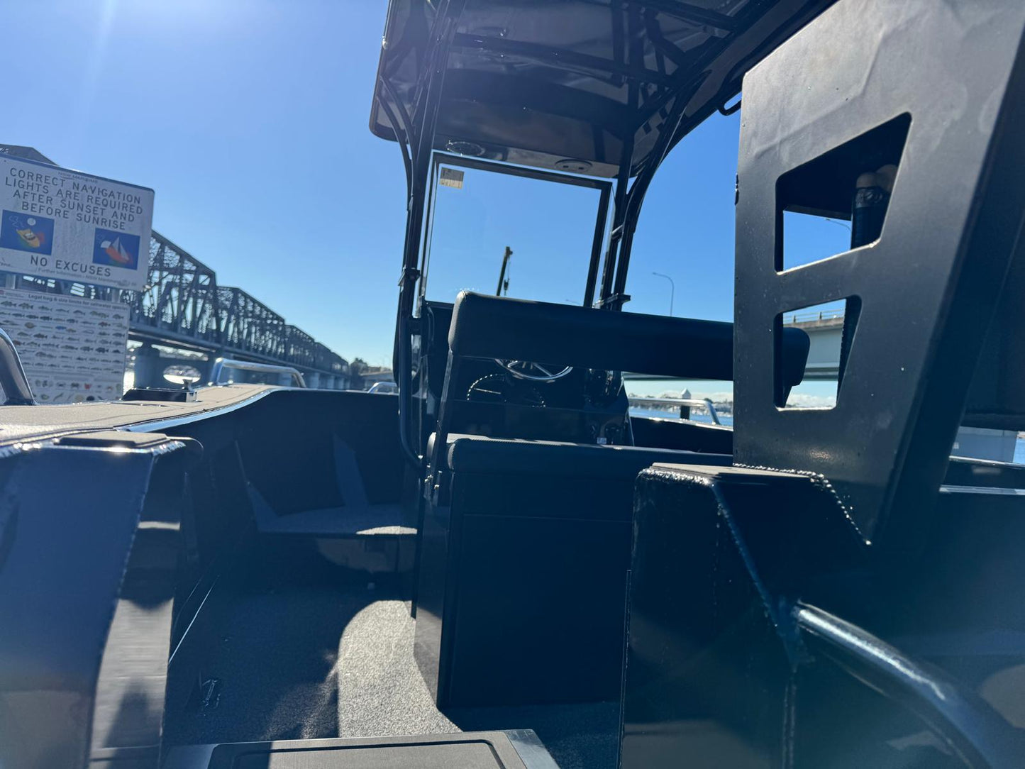 Formosa SRT 565 Centre Console - Stealth Edition