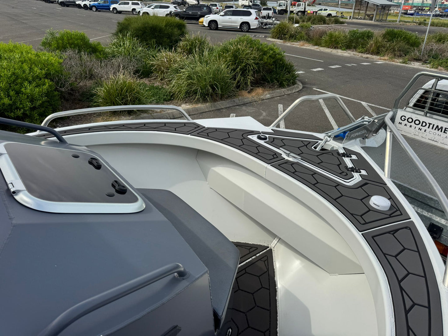 Formosa SRT 635 Centre cabin - PRO DECK