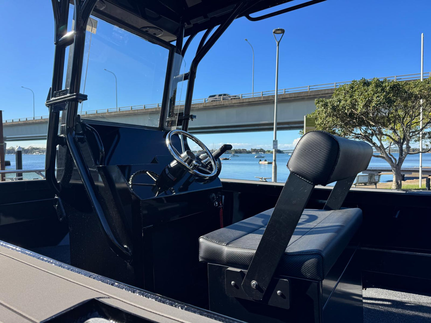 Formosa SRT 565 Centre Console - Stealth Edition