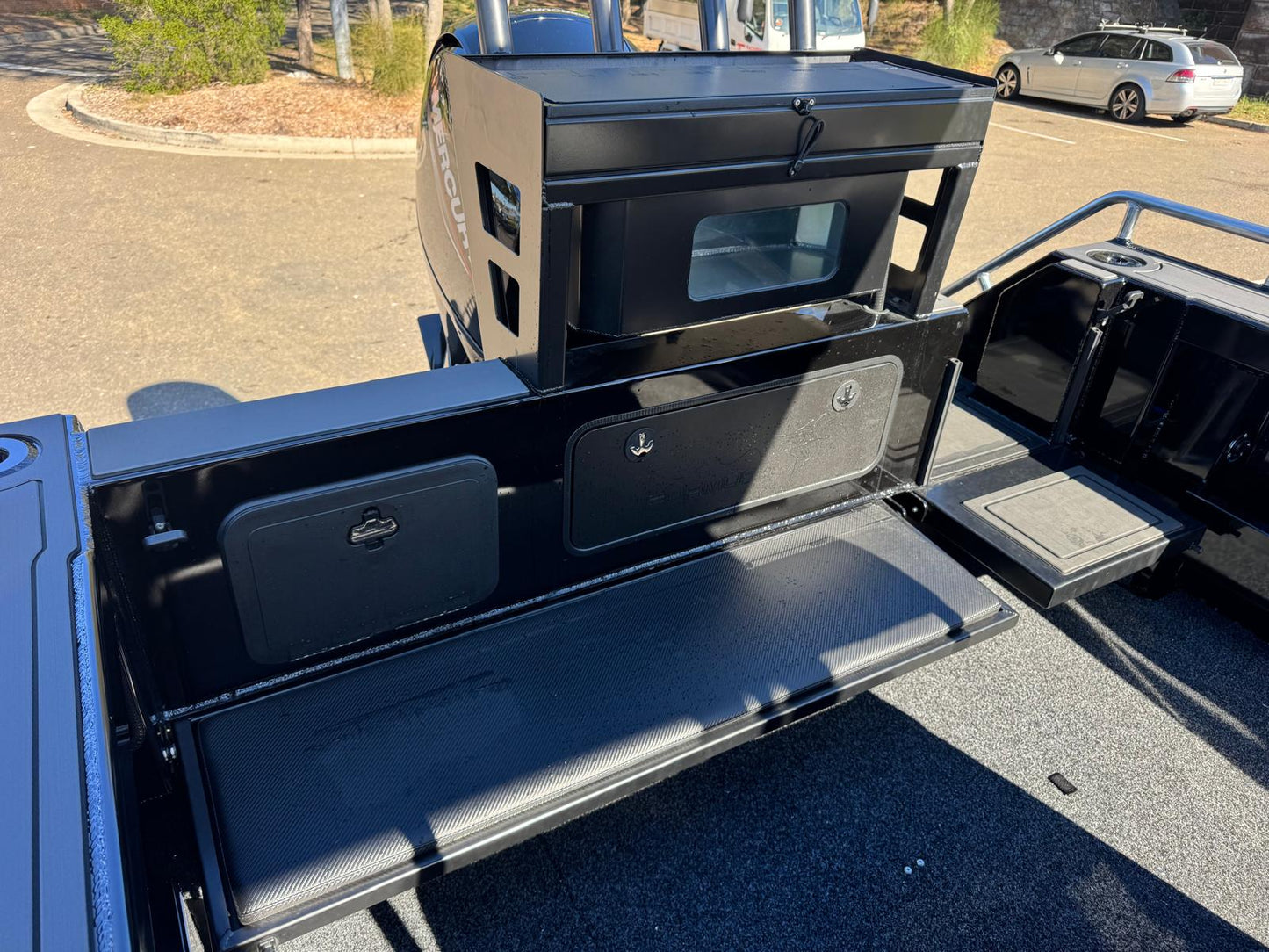 Formosa SRT 565 Centre Console - Stealth Edition