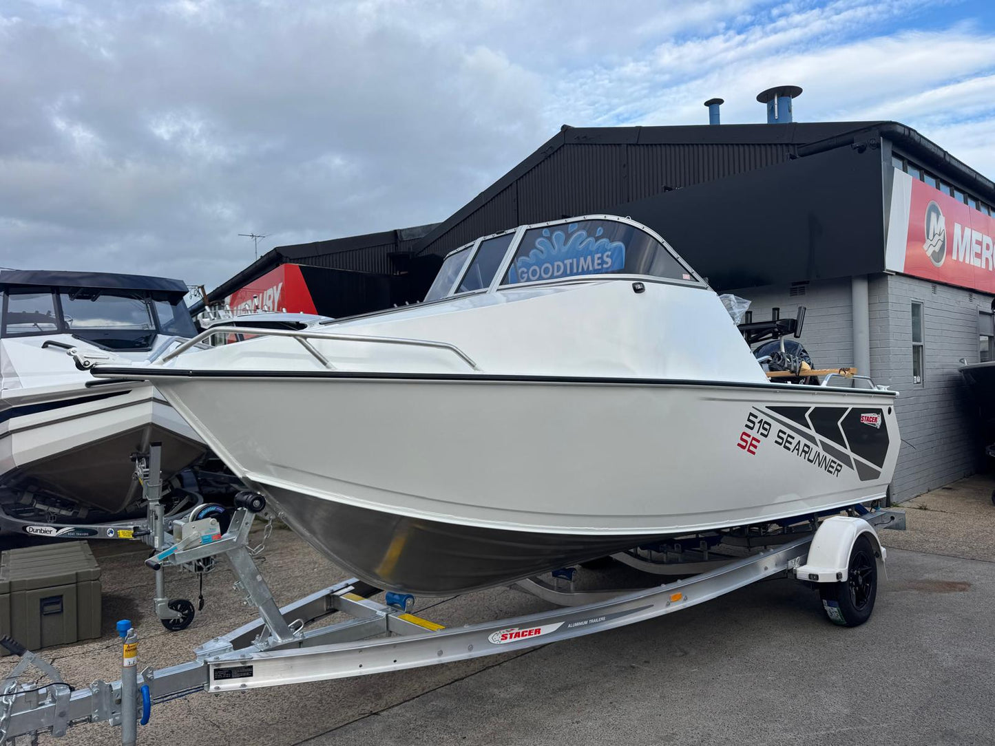 NEW MODEL Stacer 519 Searunner SE