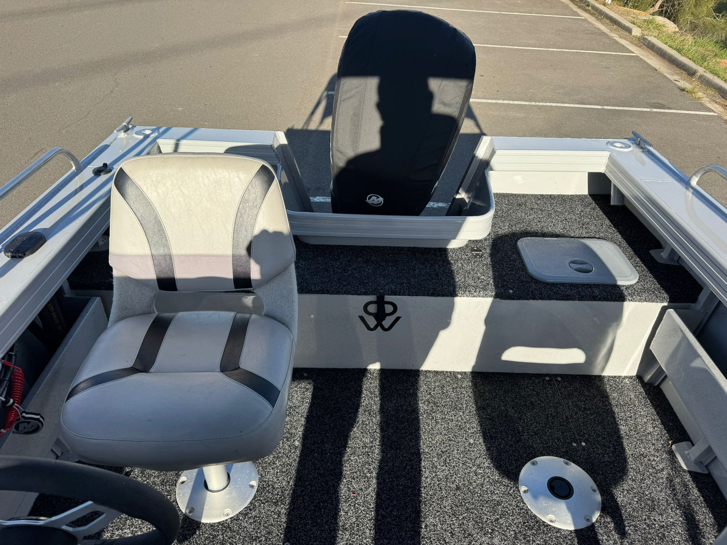 Oceanworx 4.8 Side console