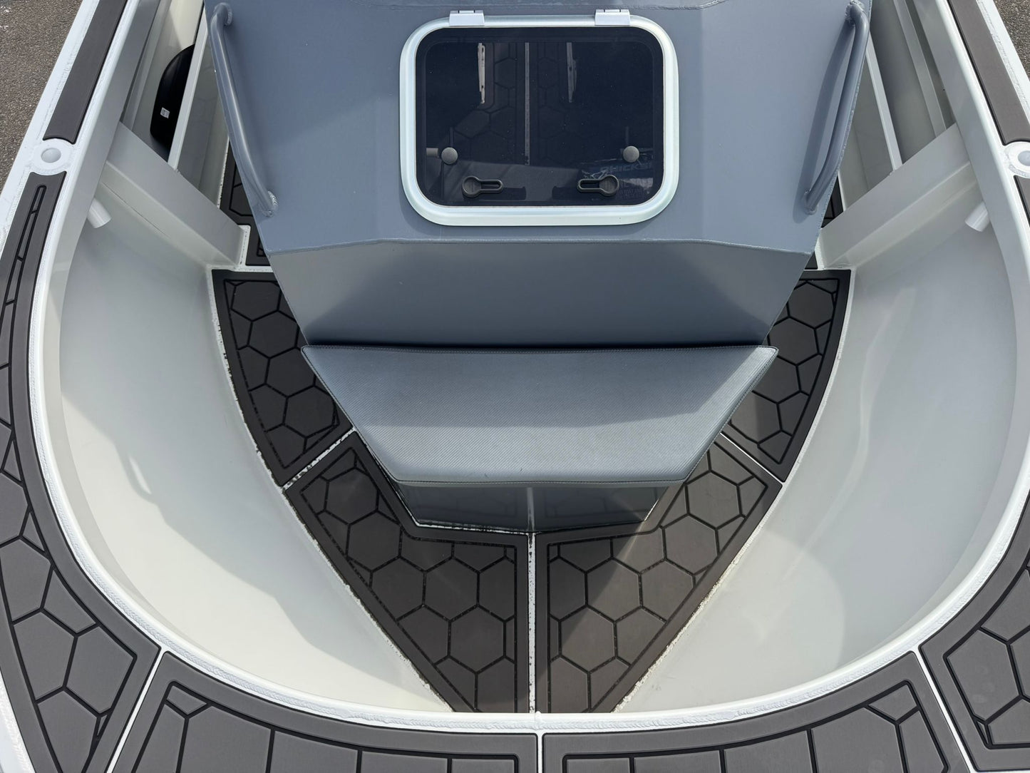 Formosa SRT 635 Centre cabin - PRO DECK