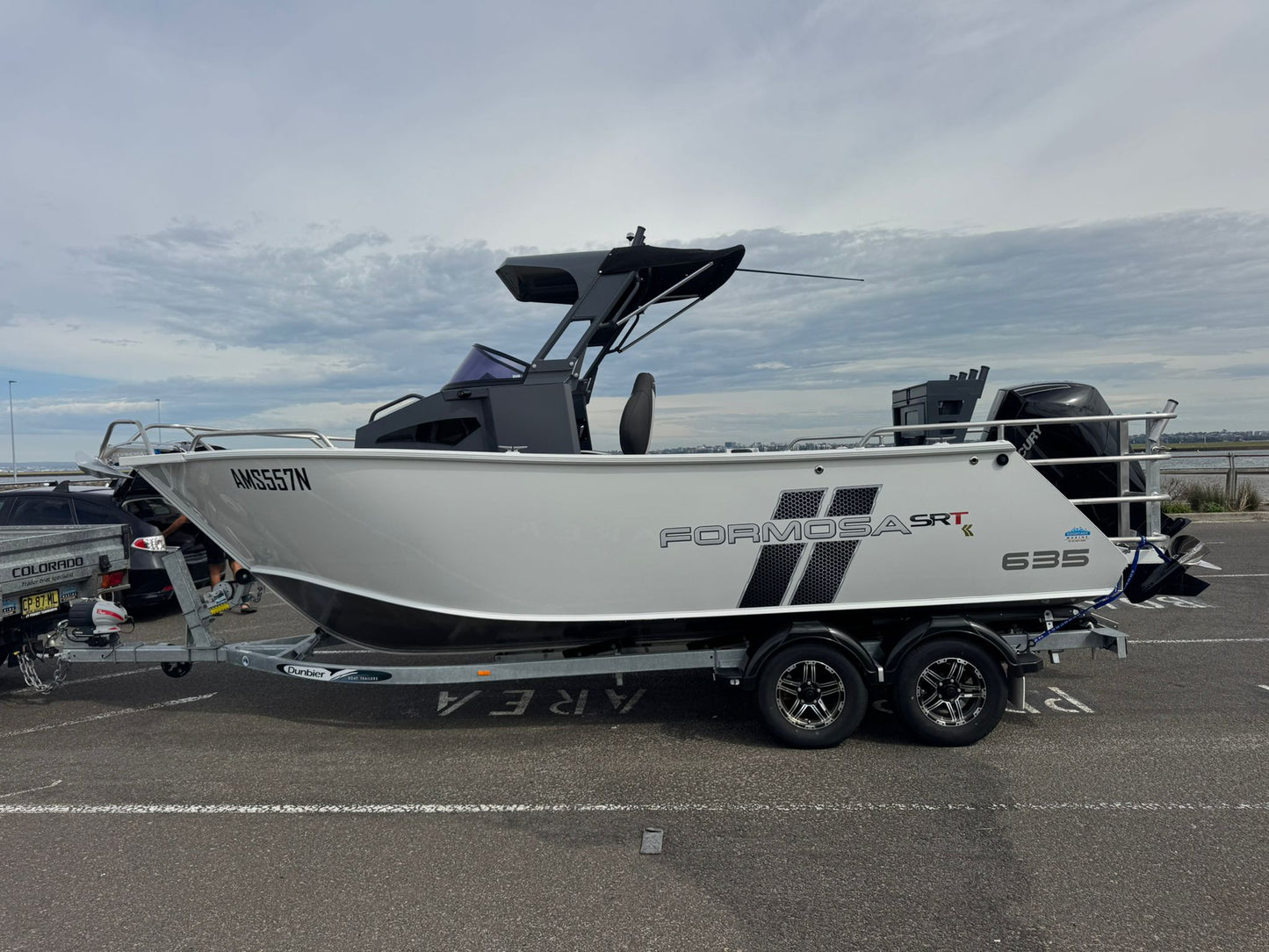 Formosa SRT 635 Centre cabin - PRO DECK