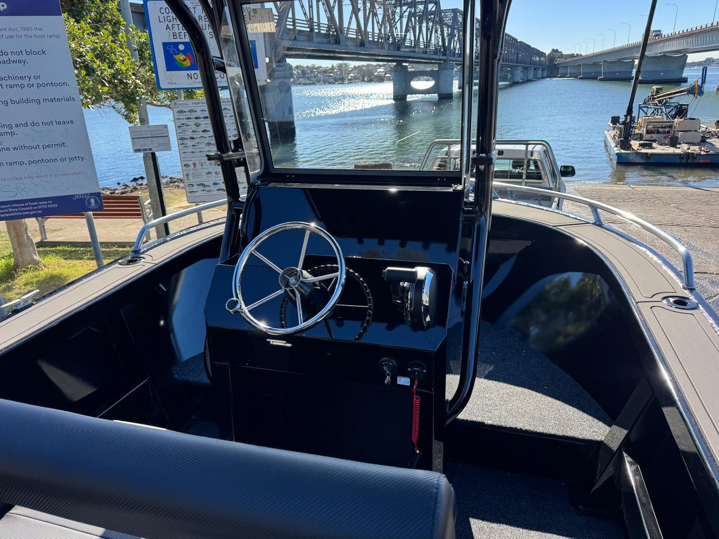 Formosa SRT 565 Centre Console - Stealth Edition