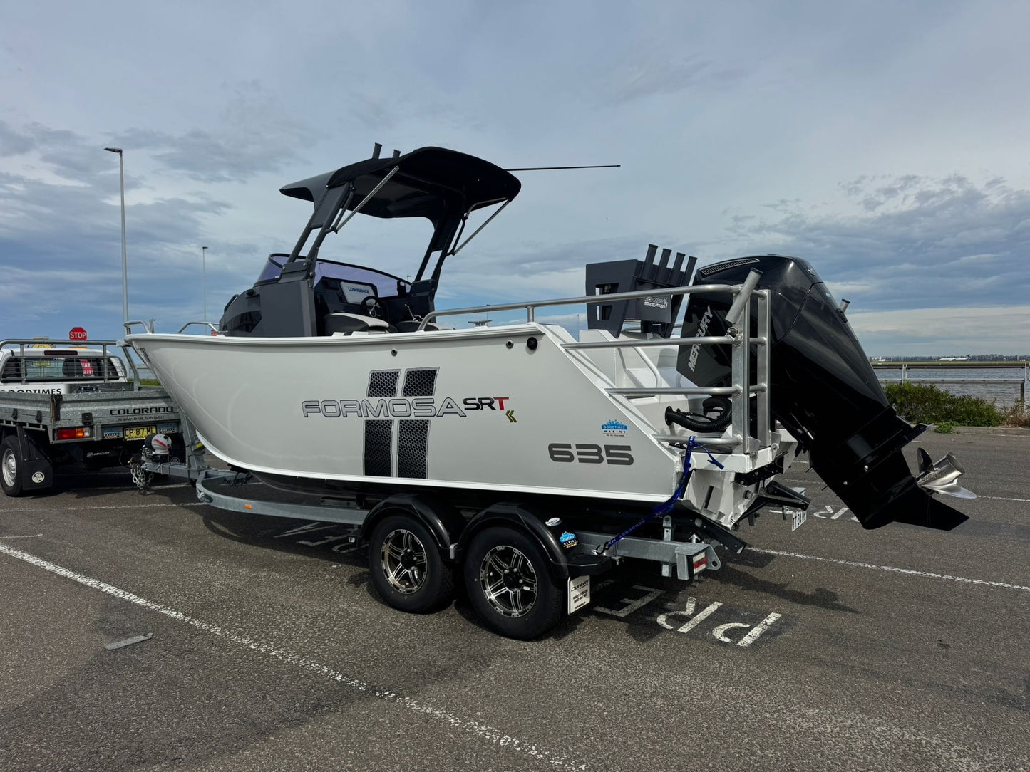 Formosa SRT 635 Centre cabin - PRO DECK