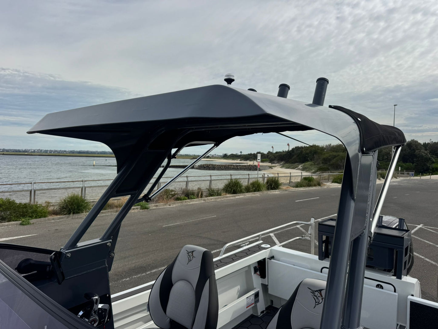 Formosa SRT 635 Centre cabin - PRO DECK