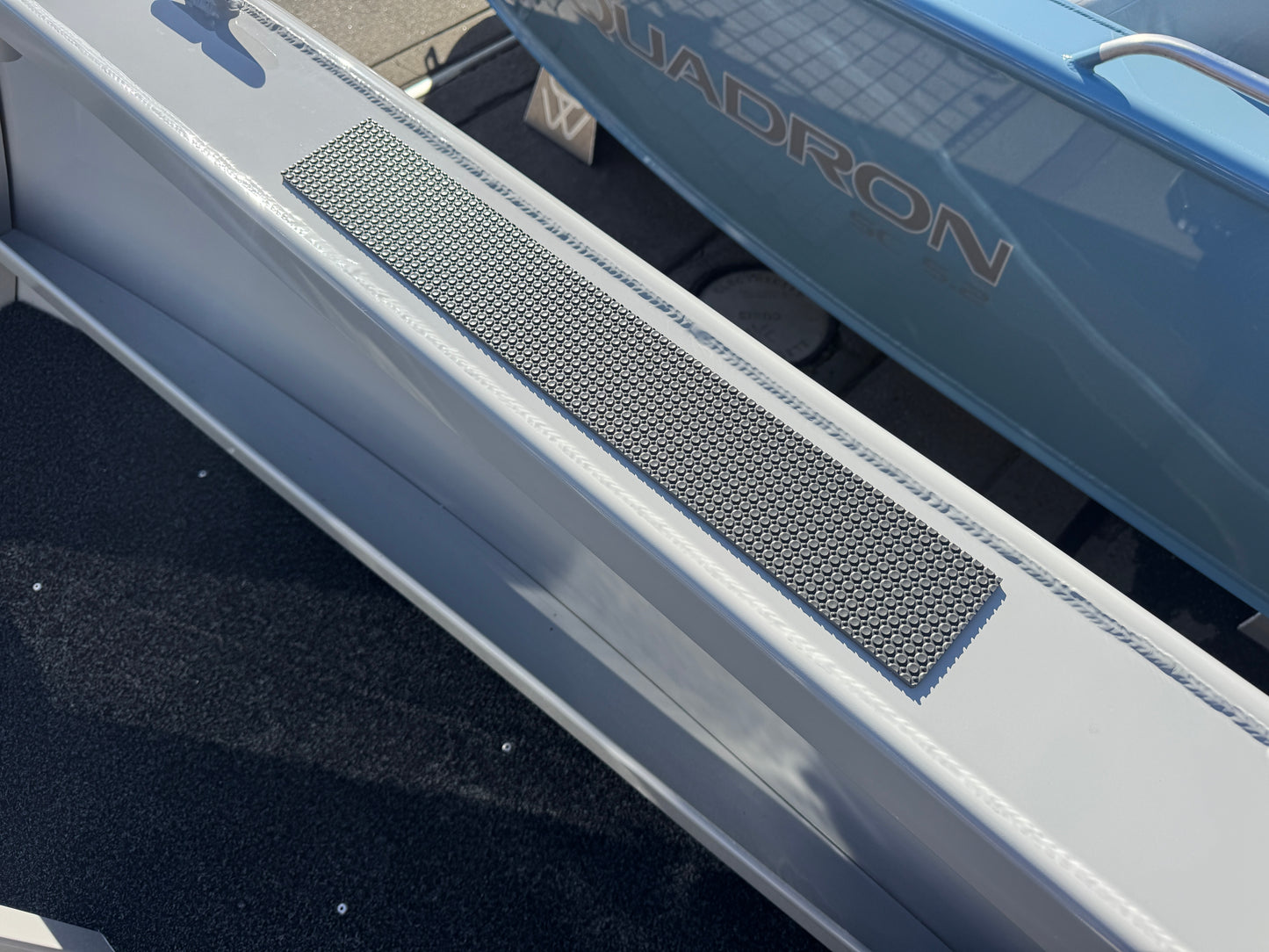 Oceanworx Squadron 4.8 Centre console