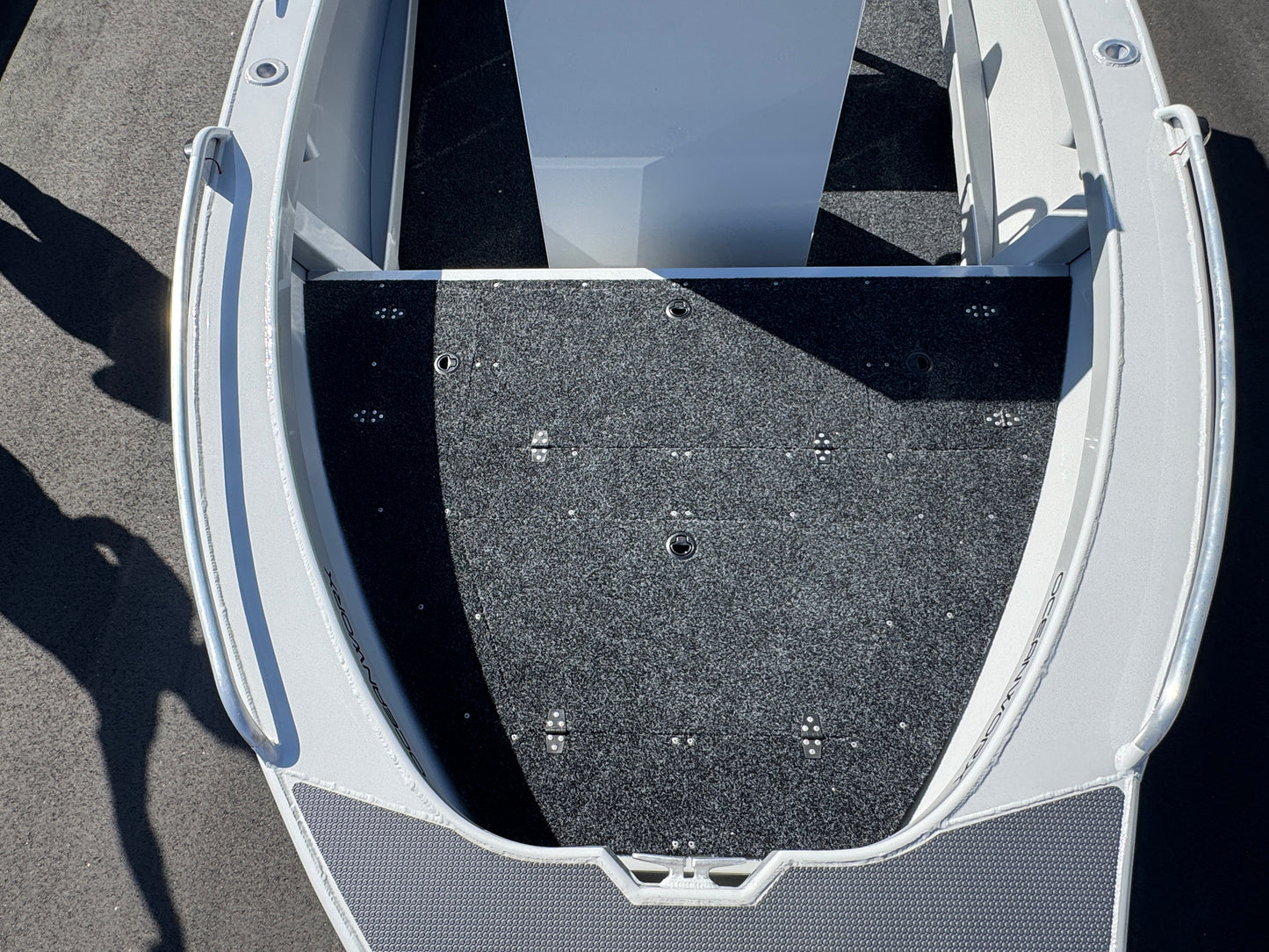Oceanworx Squadron 4.8 Centre console