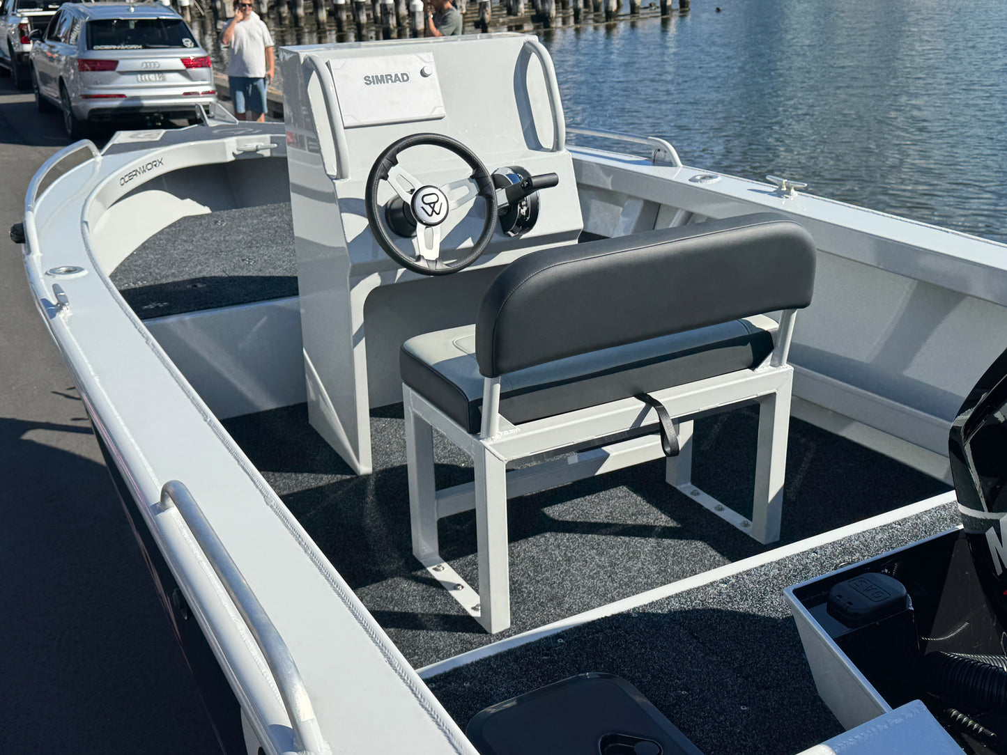 Oceanworx Squadron 4.8 Centre console