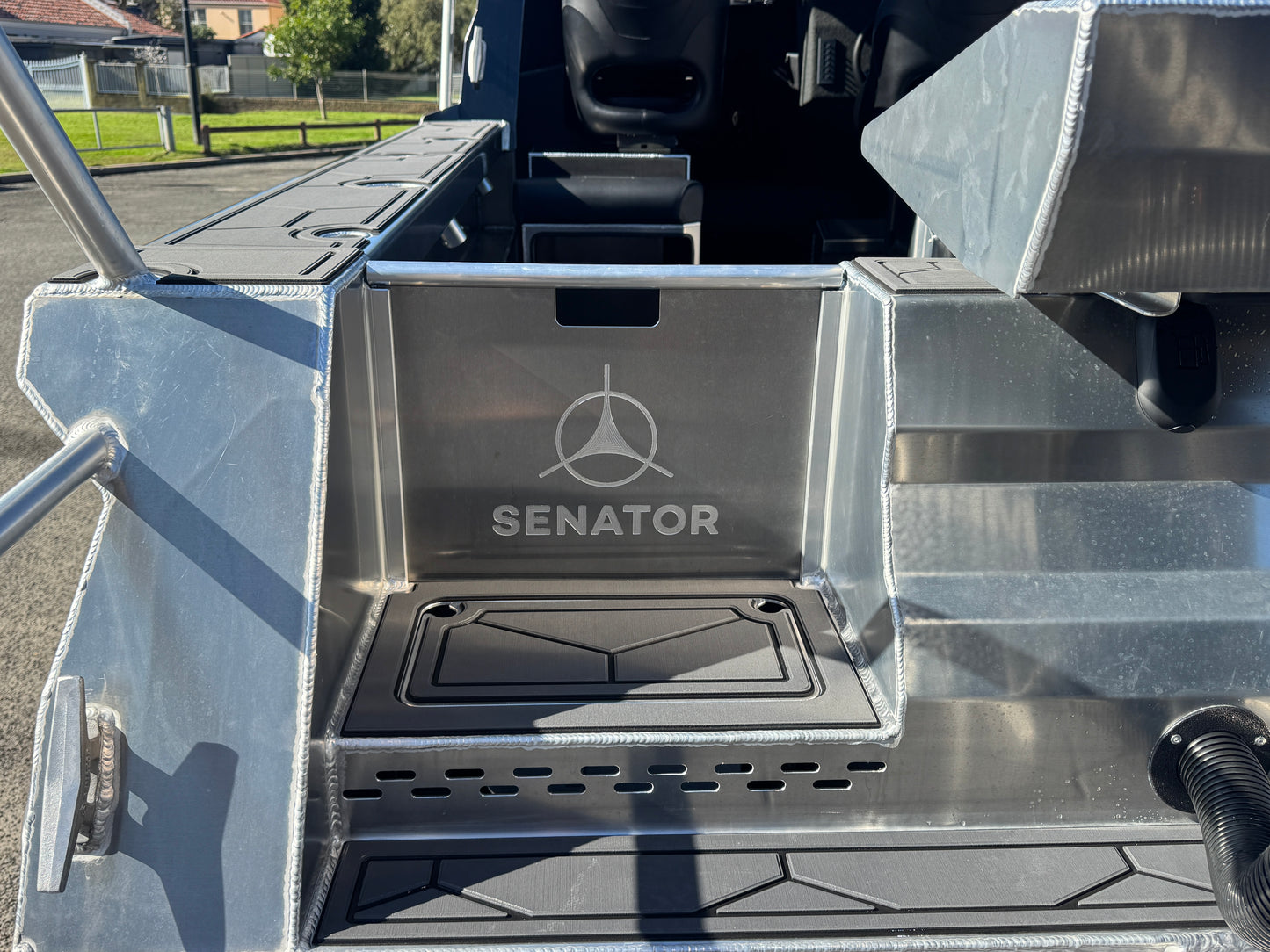 Senator RH 650