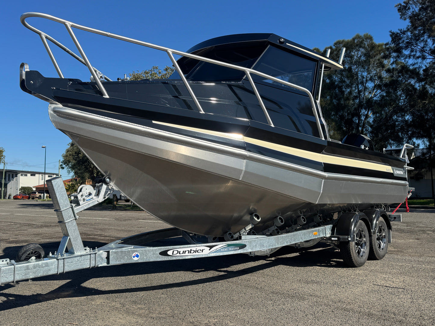 Senator RH 650