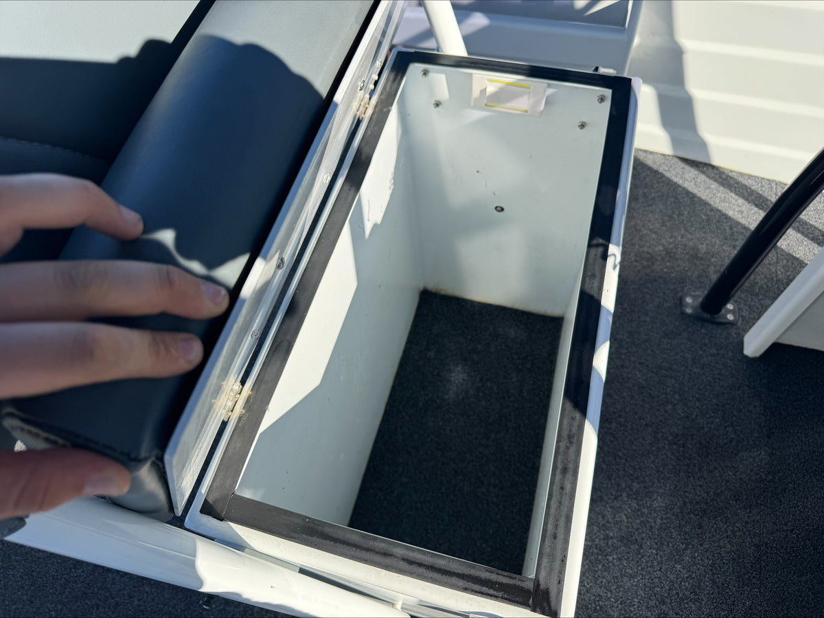 Trailcraft 560 Centre console
